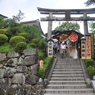 地主神社
